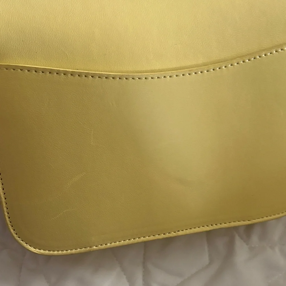 Sezane Butter Yellow Mini Milo - Picture 6 of 11